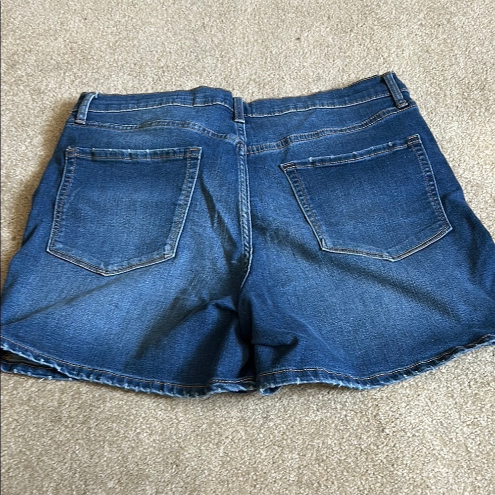 Jessica Simpson Blue Jean Shorts with Faded Casual Look - Picture 5 of 5